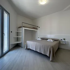 Domu Dina 3 Tertenìa